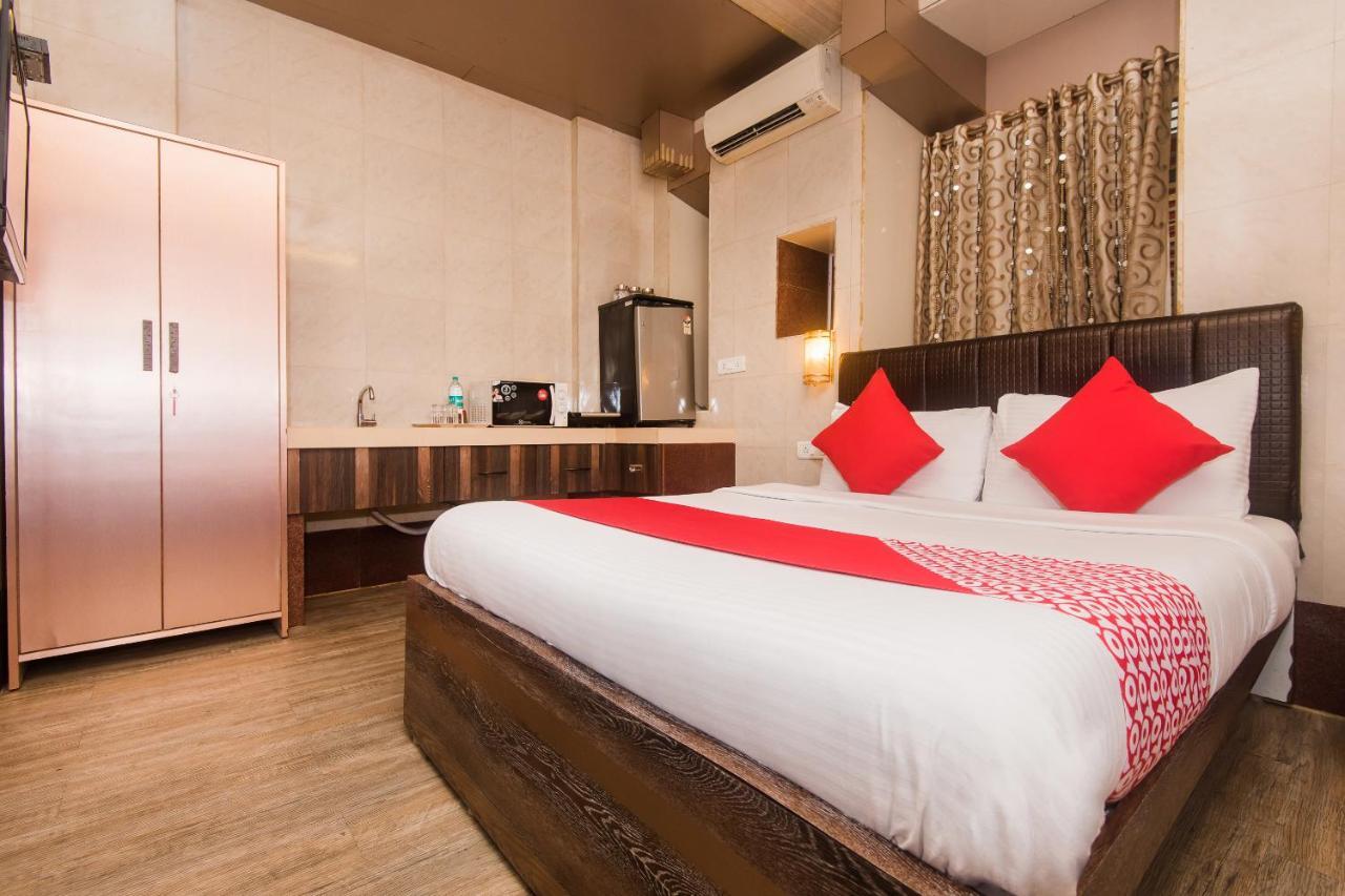 Hotel Oliver, Colaba Mumbai Dış mekan fotoğraf
