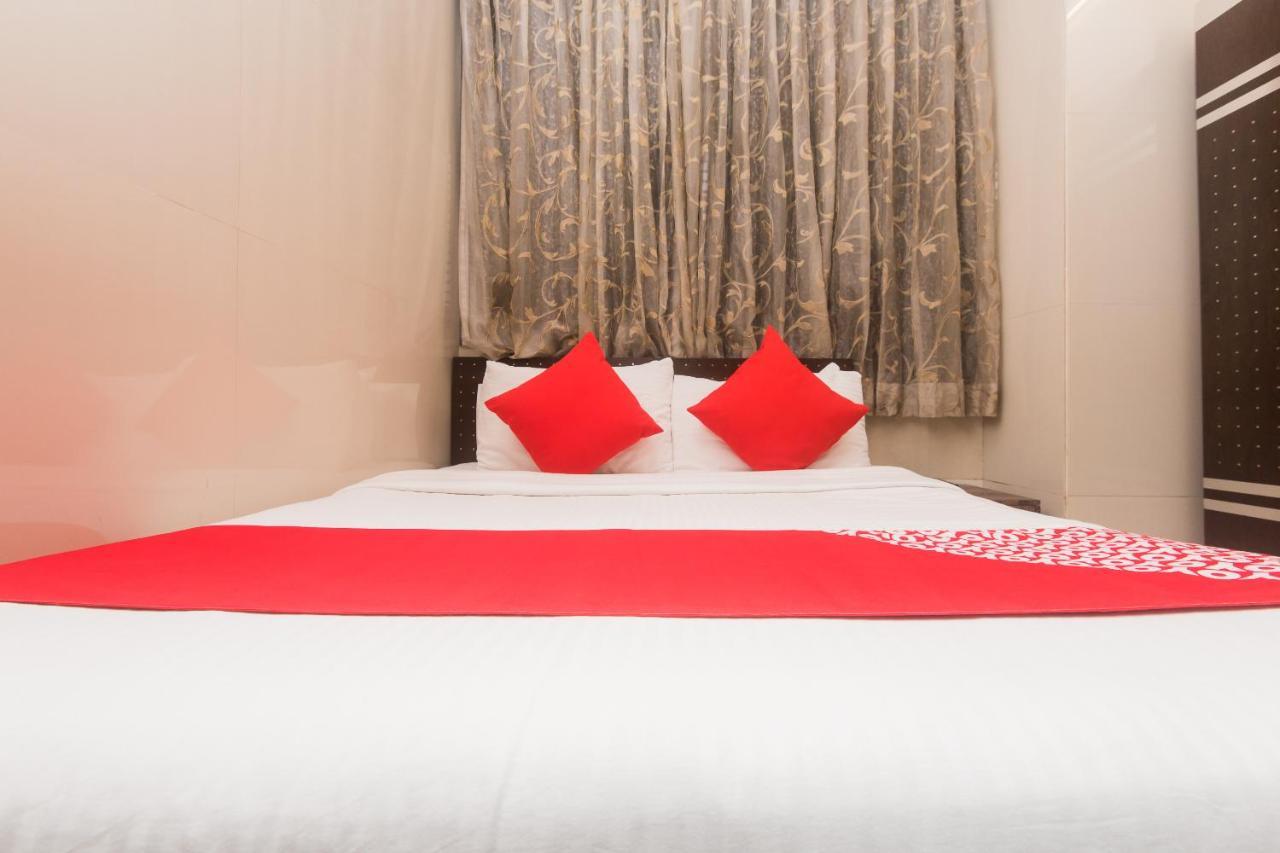 Hotel Oliver, Colaba Mumbai Dış mekan fotoğraf